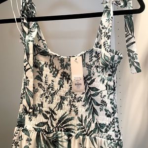 Vacation/ Beachy Maxi Dress with Island Print